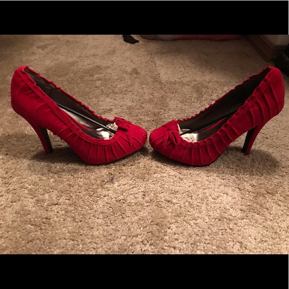 Dress shoes
